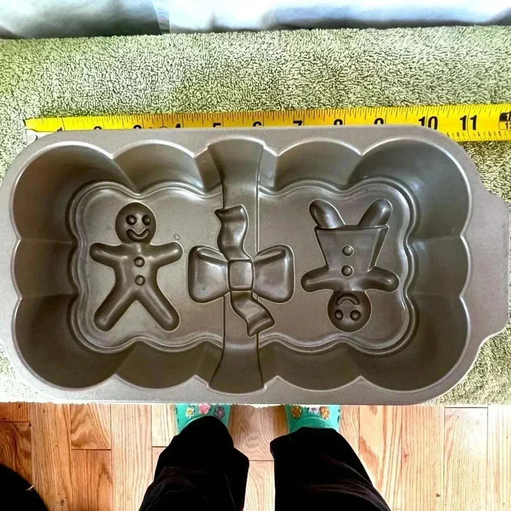 Nordic Ware Gingerbread Loaf Pan 12"